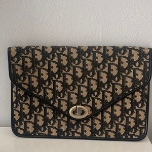 Dior clutch